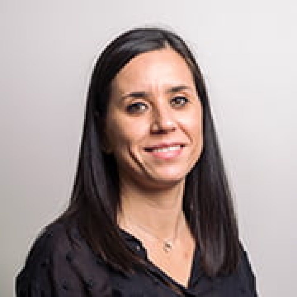 4-Carolina Bono